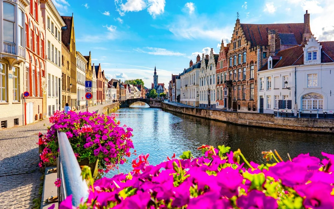 From Brussels: Bruges & Ghent Small-Group Day Trip by Train with Optional Boat Ride Image 2