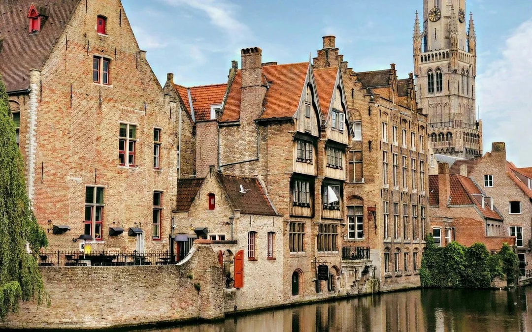 From Brussels: Bruges Guided Day Trip with Optional Boat Ride Image 7