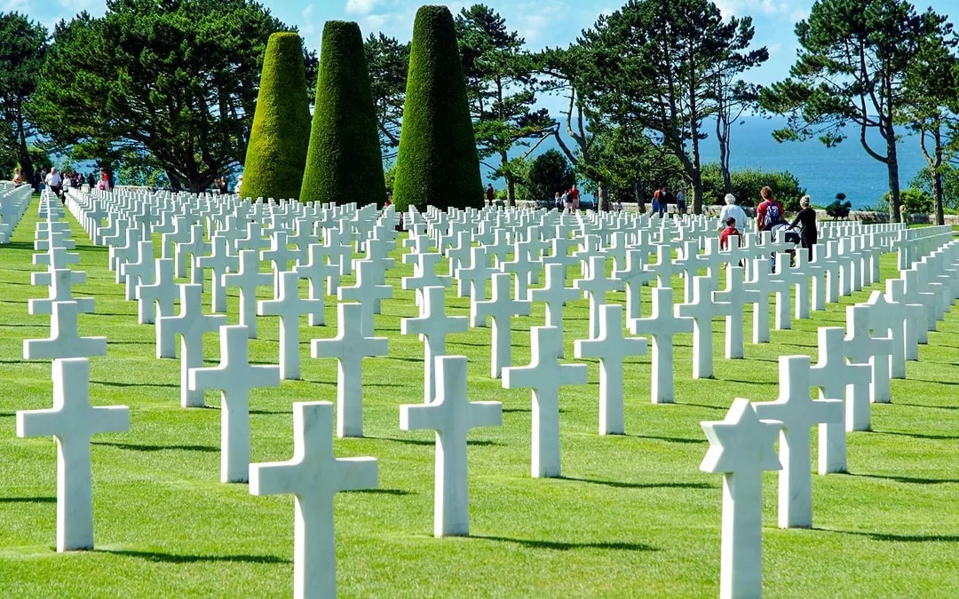 From Caen: D-Day Beaches Half-Day Tour with Caen Memorial Museum Entry
 Image 7
