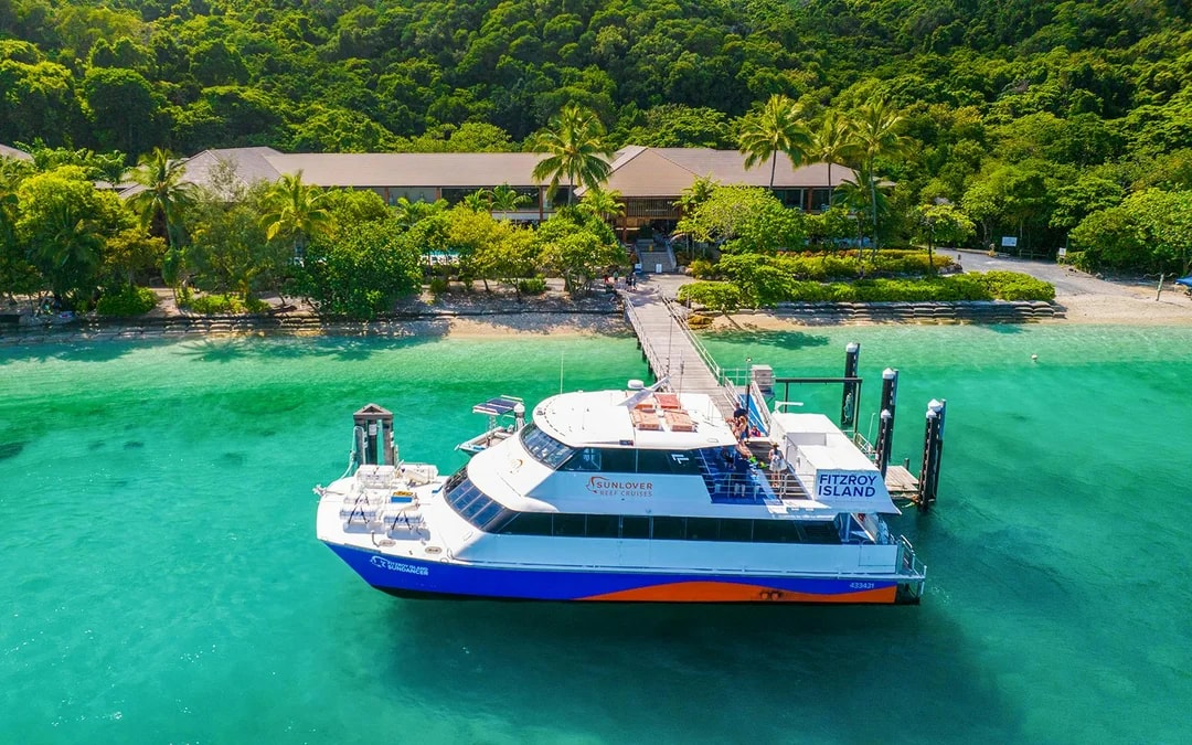 From Cairns: Fitzroy Island Round Trip Ferry Transfers Image 7