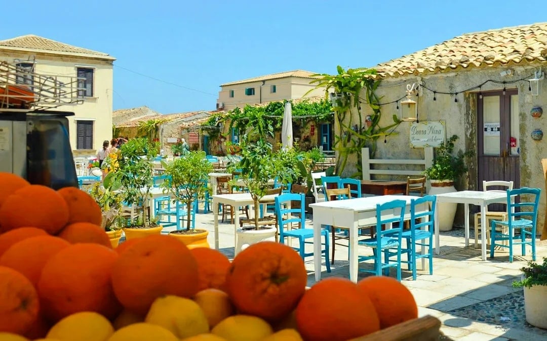 From Catania: Syracuse, Ortigia & Marzamemi Day Trip Image 1