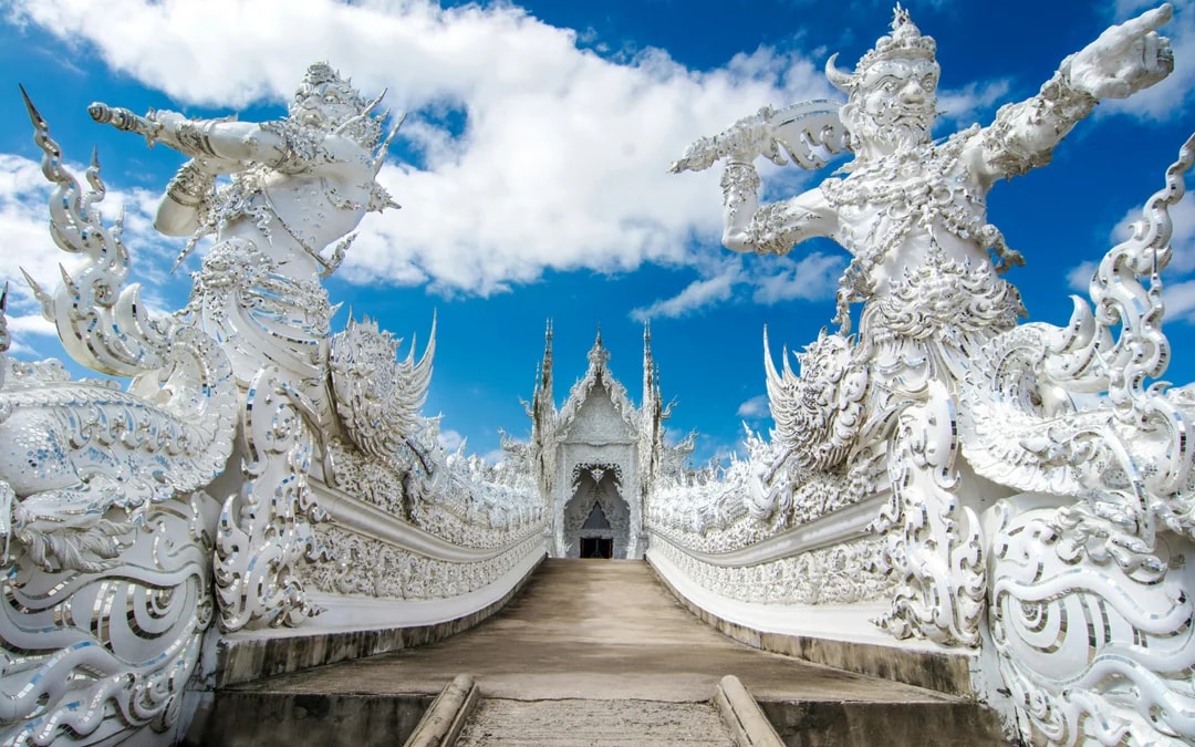 From Chiang Mai: Chiang Rai Temples, Hot Springs, Long Neck Village Image 6