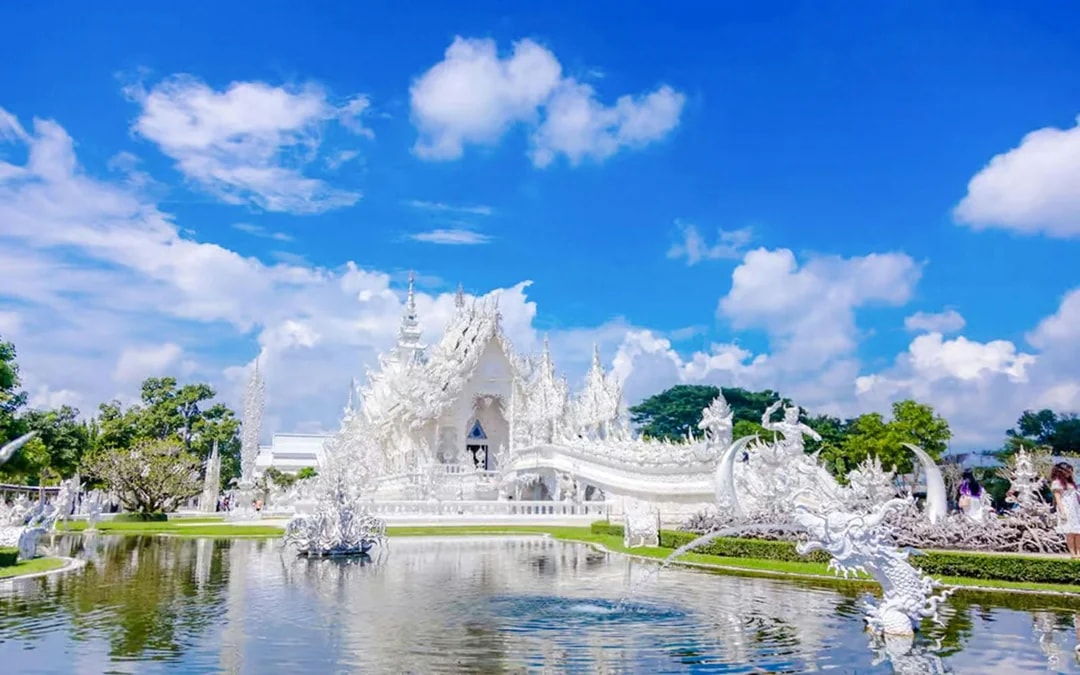 From Chiang Mai: Hot Springs and Chiang Rai White, Black & Blue Temple Day Tour with Lunch & Hotel Transfers Image 6