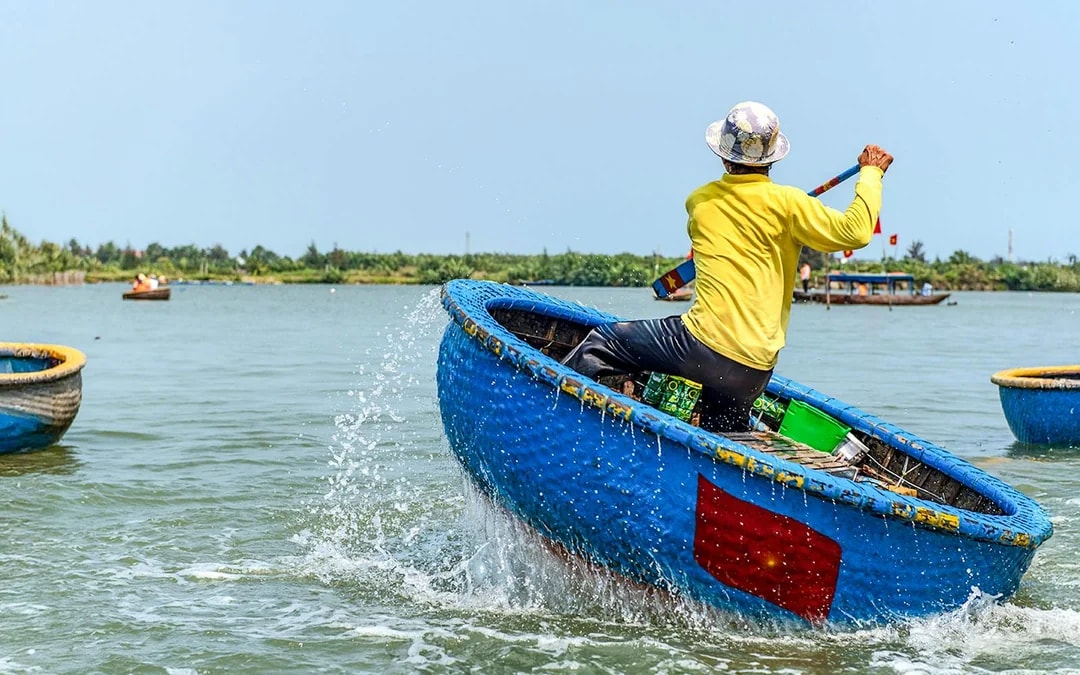 From Da Nang: Coconut Forest Half-Day Guided Tour with Basket Boat Ride, DIY Activities, Lunch & Transfers Image 2