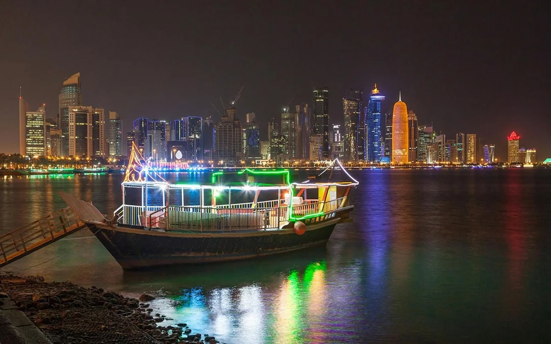 From Doha: 2-Hour Sightseeing Dhow Cruise with Dinner Image 5