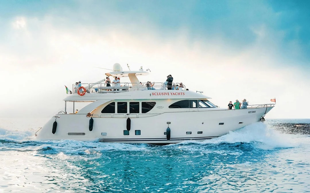 From Dubai Harbour: 1/2-Hour Yacht Cruise with Soft Drinks & Optional Live BBQ Image 7