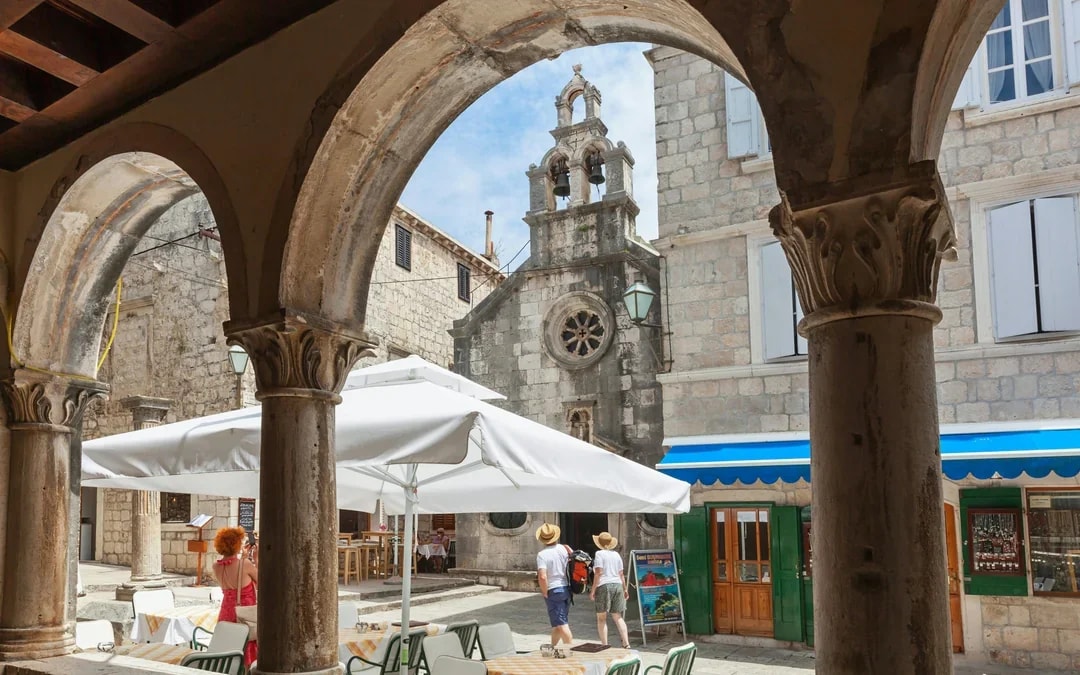 From Dubrovnik: Korčula & Ston Small Group Tour with Wine Tasting Image 5