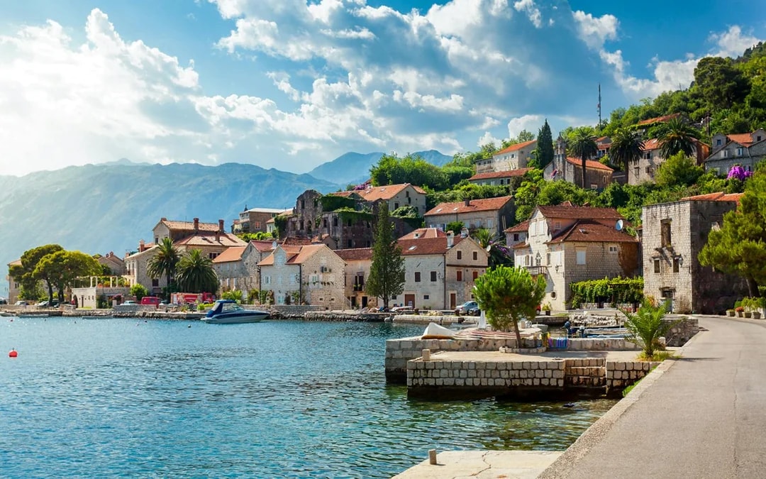 From Dubrovnik: Small Group Full-Day Trip to Kotor, Perast & Budva in Montenegro Image 6