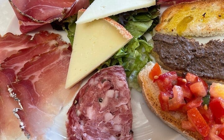 From Florence: Tuscany Tuk Tuk Tour with Winery Visit, Lunch, and San Gimignano Stop Image 6