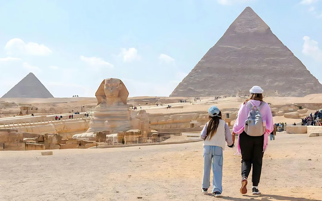 From Hurghada by Bus: Full-Day Cairo Tour with Grand Egyptian Museum & Pyramids of Giza  Image 6