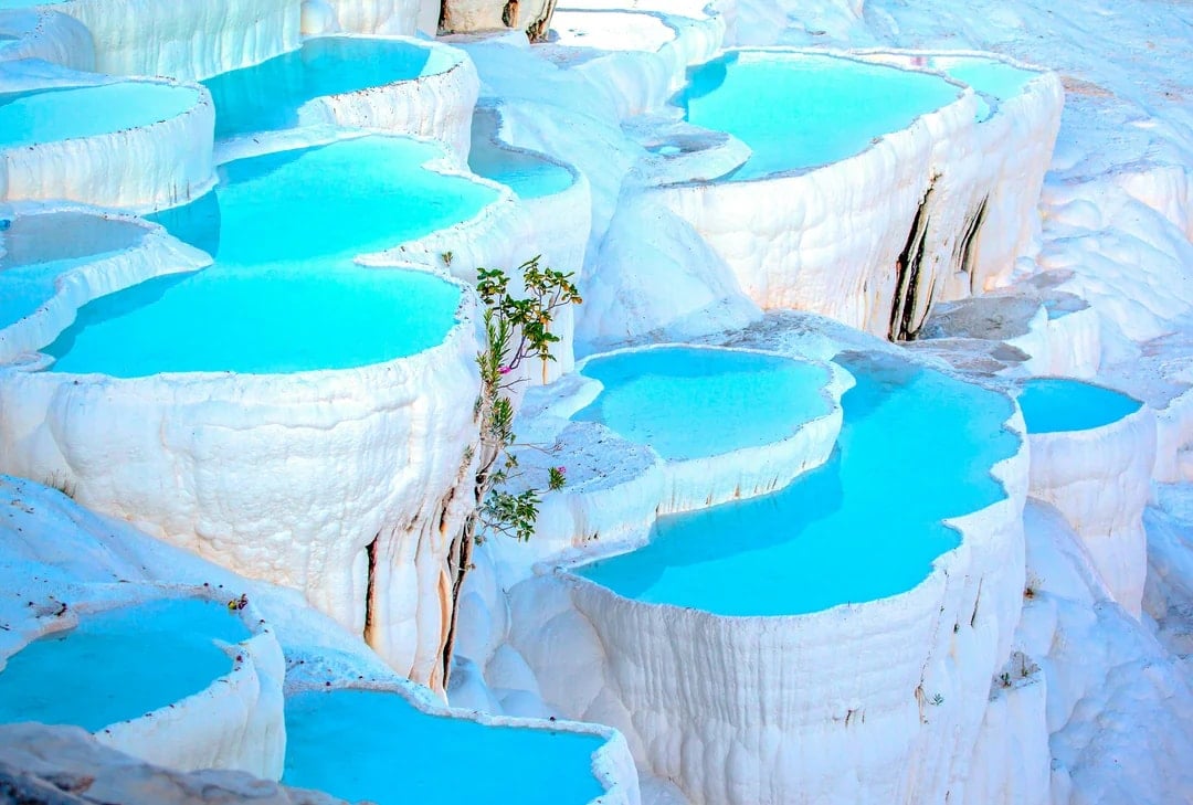From Istanbul: 2-Day Ephesus & Pamukkale Guided Tour Image 1