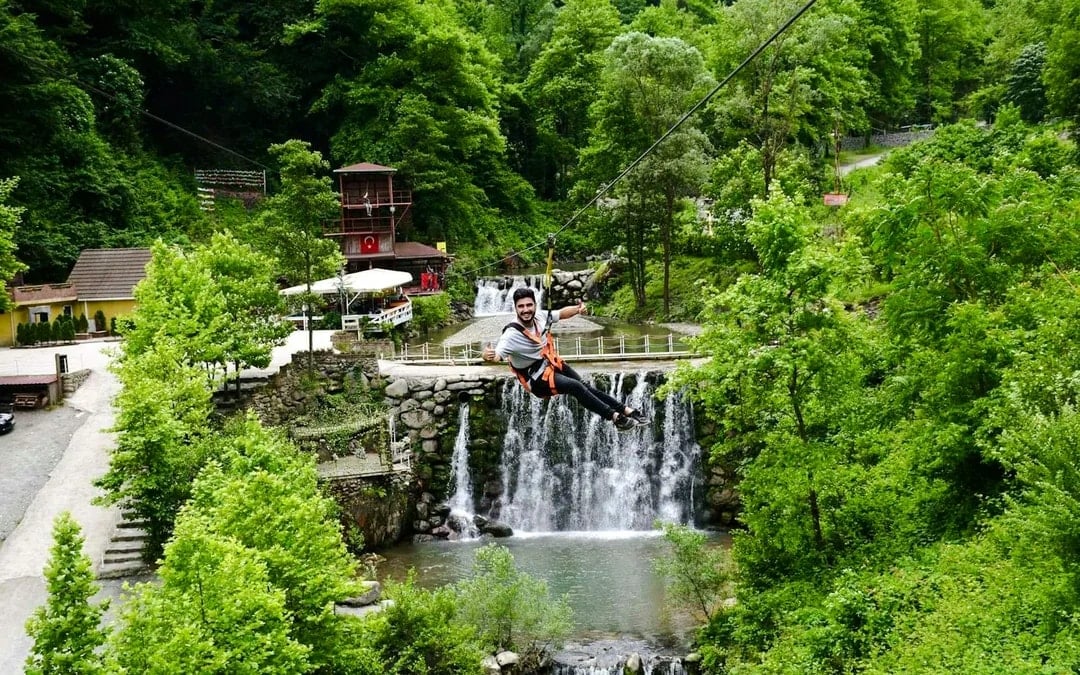 From Istanbul: Sapanca Lake & Maşukiye Day Trip with Lunch Image 1