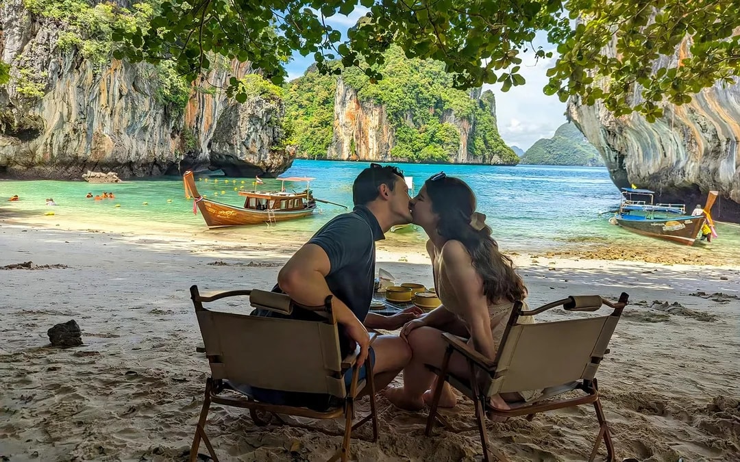 From Krabi: Hong Islands Half-Day Tour by Speedboat Image 8