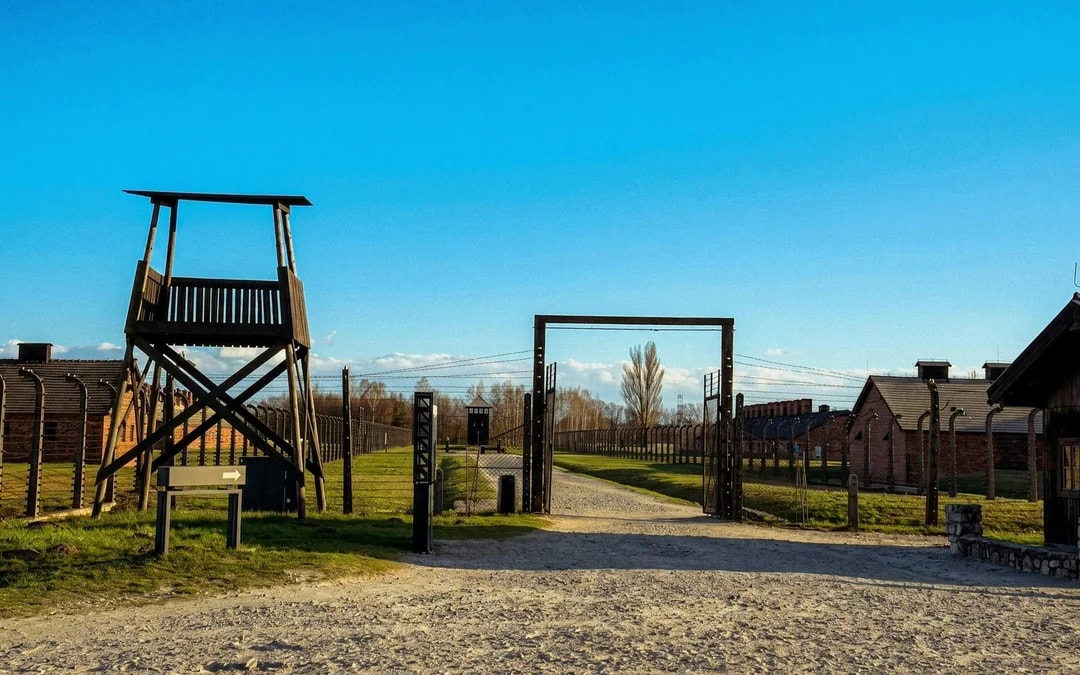 From Krakow: Auschwitz-Birkenau Guided Tour & Krakow Ghetto Visit with Transfers Image 9