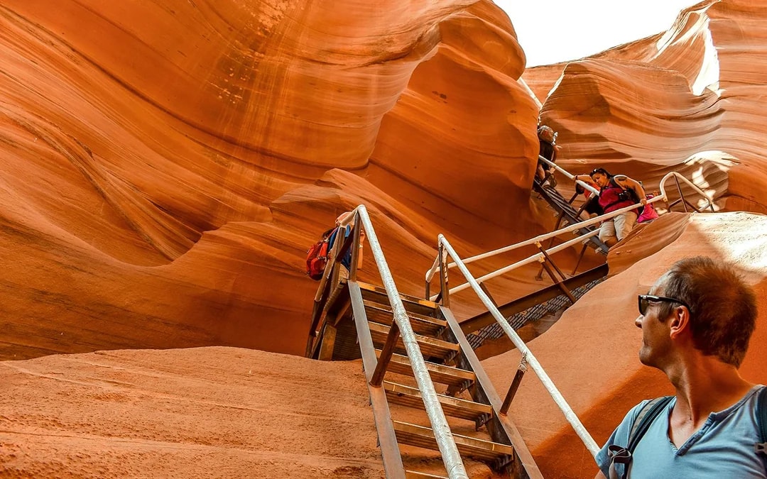 From Las Vegas: Antelope Canyon & Horseshoe Bend Tour Image 7