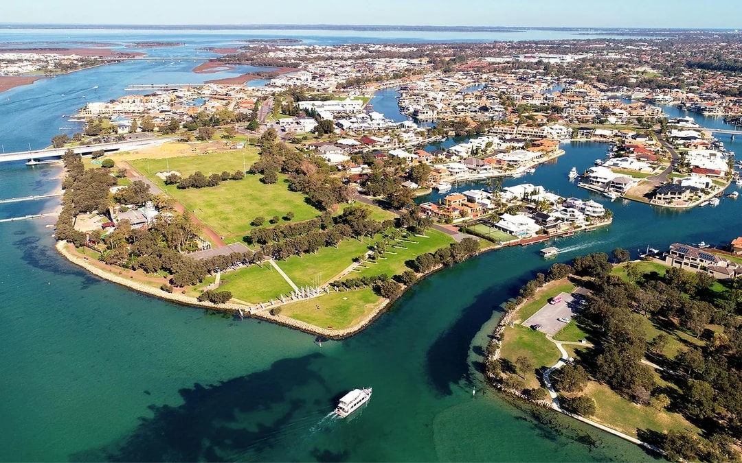 From Mandurah: Scenic View Dolphin Cruise Image 5