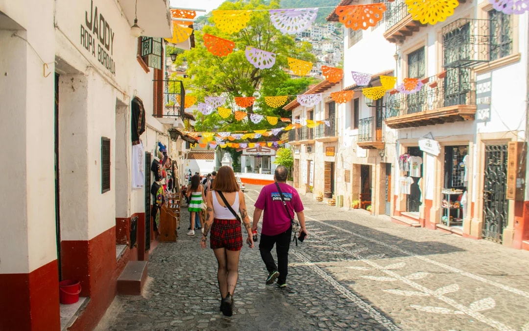 From Mexico City: Cuernavaca & Taxco Day Tour Image 9