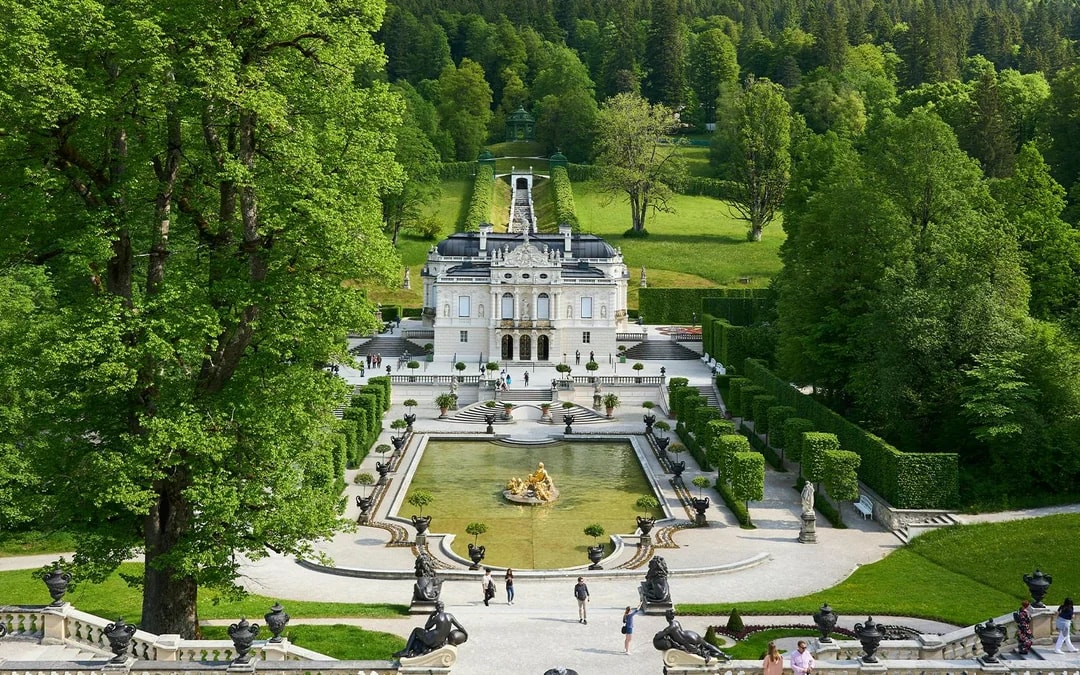 From Munich: Neuschwanstein, Linderhof Castles & Venus Grotto Full-Day Guided Tour in a Luxury Coach Image 4