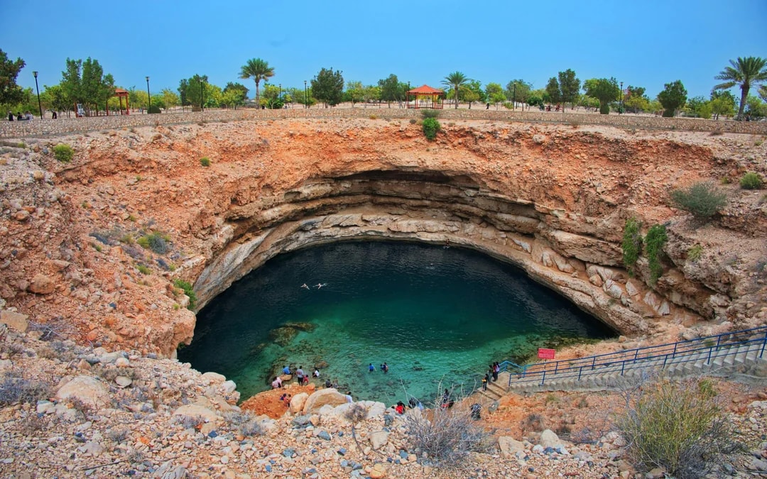From Muscat: Full-Day Private Tour of Wadi Shab & Bimmah Sinkhole Image 10