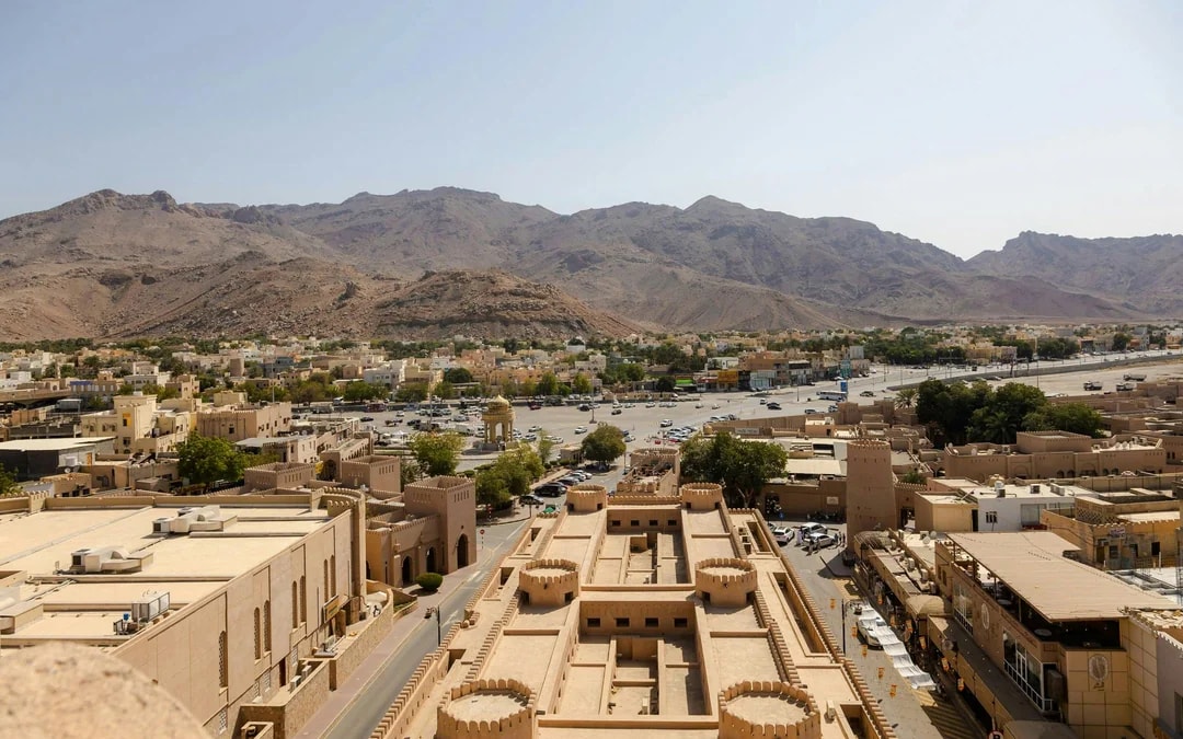 From Muscat: Nizwa Fort & Jebel Shams Day Trip with Lunch and Grand Canyon Views Image 9