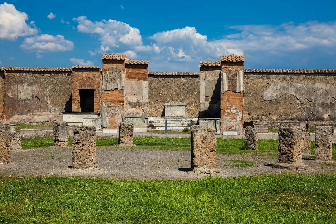 From Naples: Pompeii Guided Tour with Transfers Image 7
