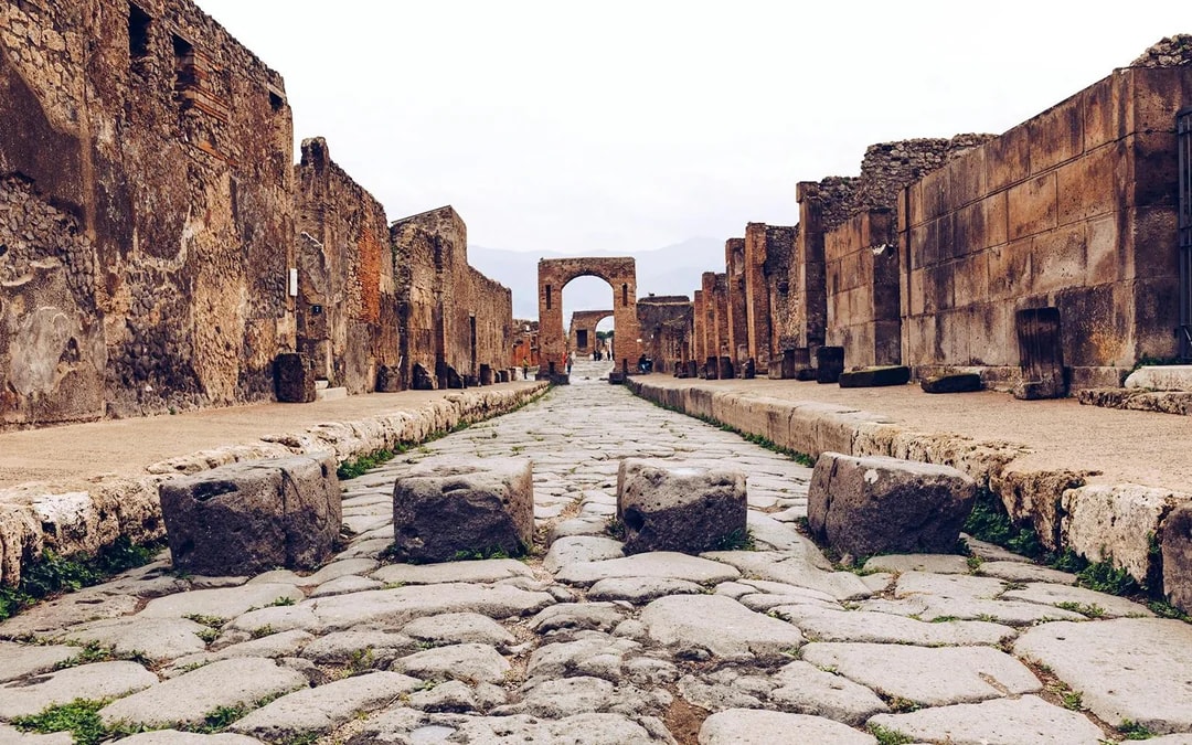 From Naples: Pompeii Guided Tour with Transfers Image 9