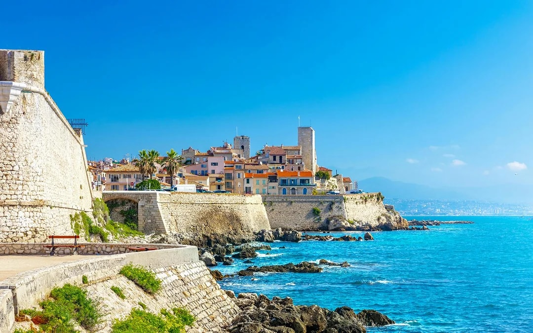 From Nice: Saint-Paul de Vence & Wine tasting Half-Day Tour Image 1