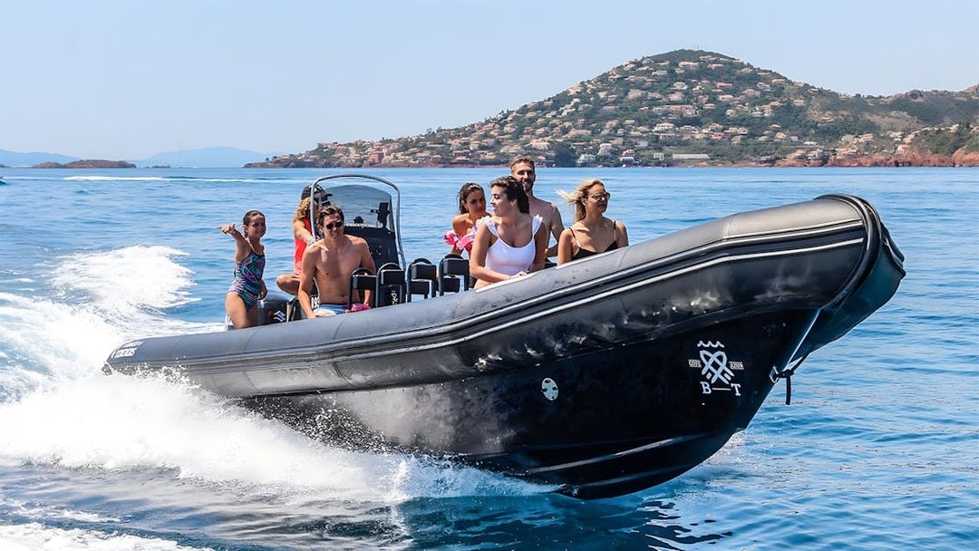 From Nice: Sunset Boat Tour of St Jean Cap Ferrat