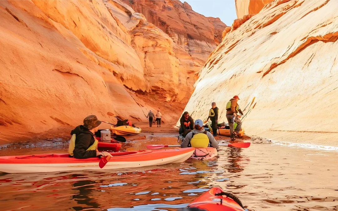 From Page: Lake Powell Kayak & Water Antelope Canyon Guided Tour Image 7