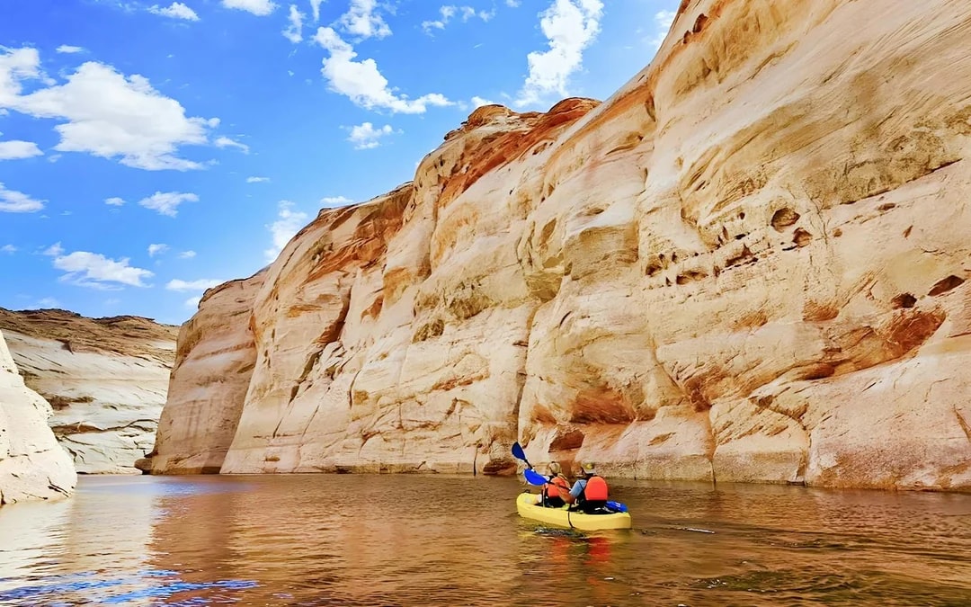 From Page: Lake Powell Kayak & Water Antelope Canyon Guided Tour Image 8