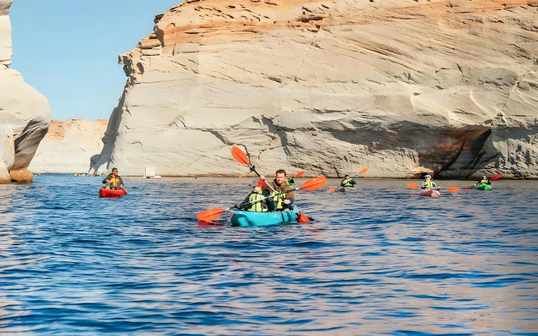 From Page: Lake Powell Kayak & Water Antelope Canyon Guided Tour Image 9
