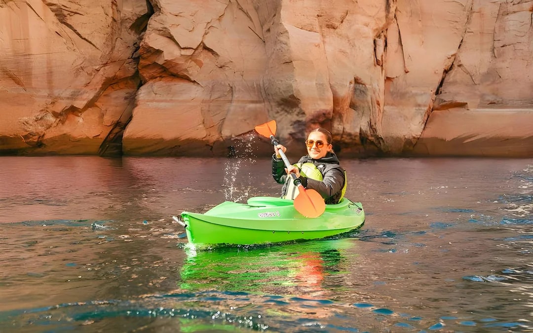 From Page: Lake Powell Kayak & Water Antelope Canyon Guided Tour Image 10