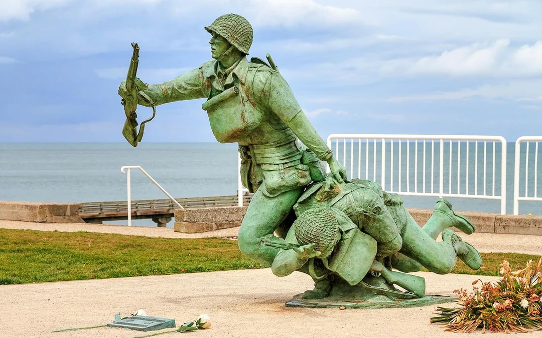 From Paris: Normandy Canadian D-Day Landing Beaches Full-Day Tour with Lunch Image 7