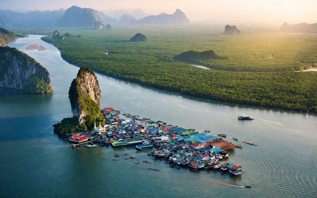 From Phuket: James Bond Island Speedboat Tour with Canoeing, Lunch and Royal Phuket Marina Departure Image 7