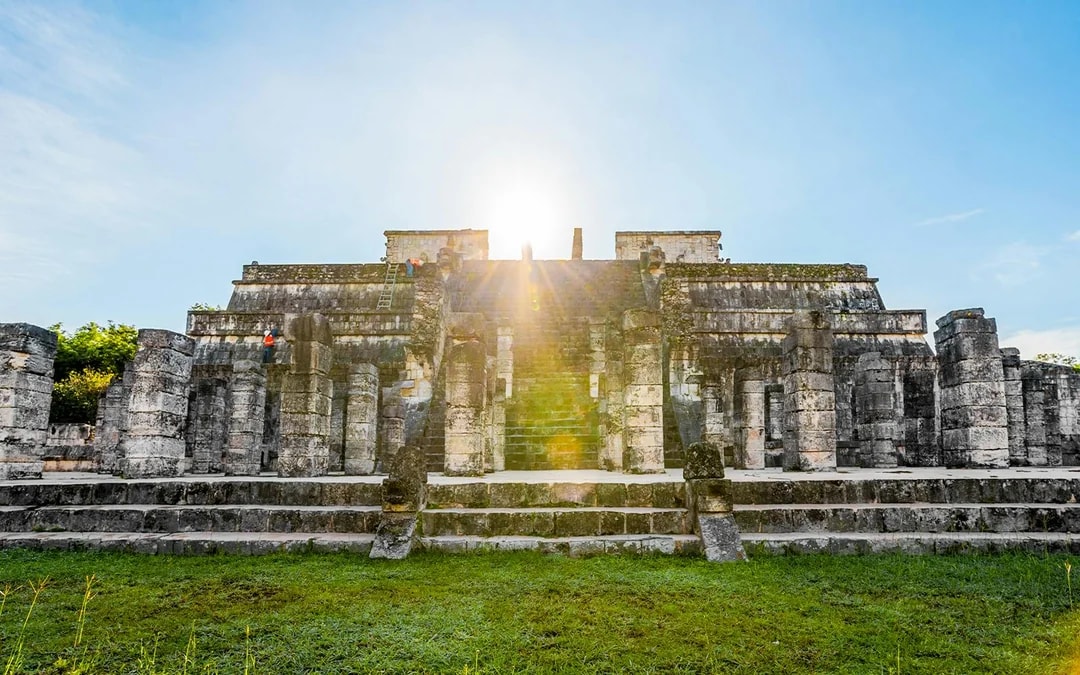 From Playa del Carmen: Chichén Itzá Early Guided Tour with Hotel Pickup & Lunch Image 7