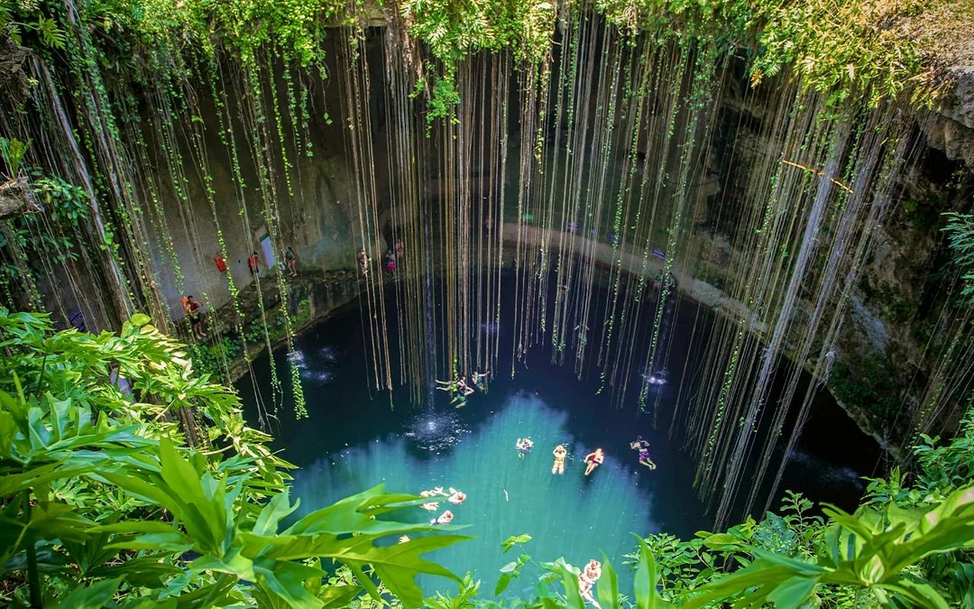 From Playa del Carmen: Chichén Itzá, Ekʼ Balam & Cenote Tour with Lunch (Without Taxes) Image 4