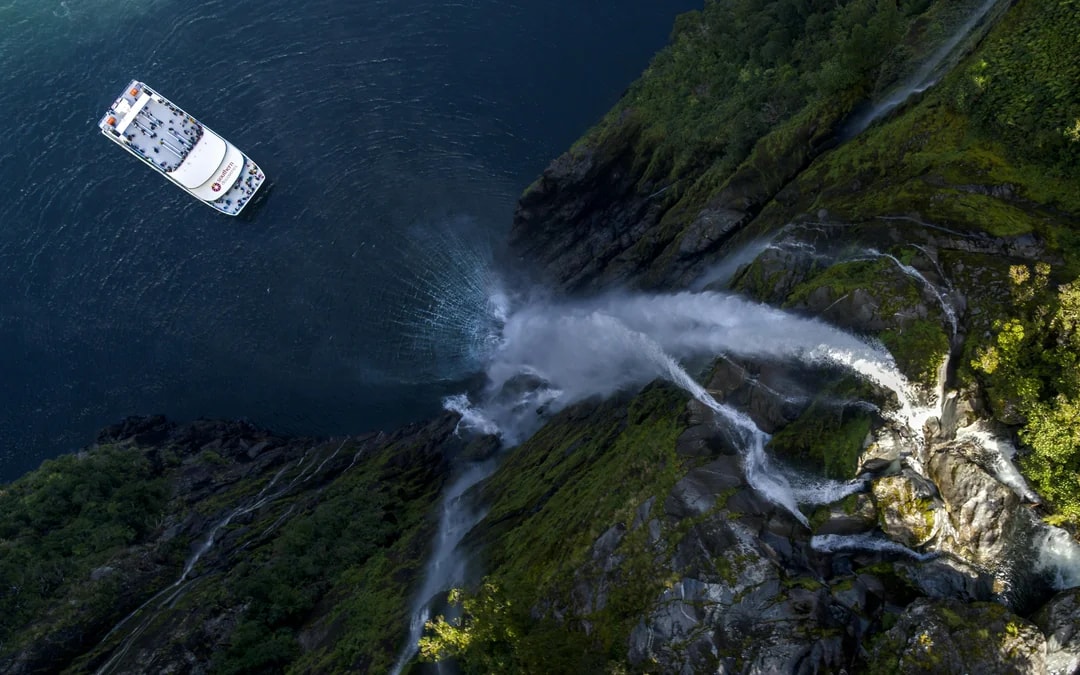 From Queenstown: Milford Sound Coach & Cruise with Farm Tour Image 4