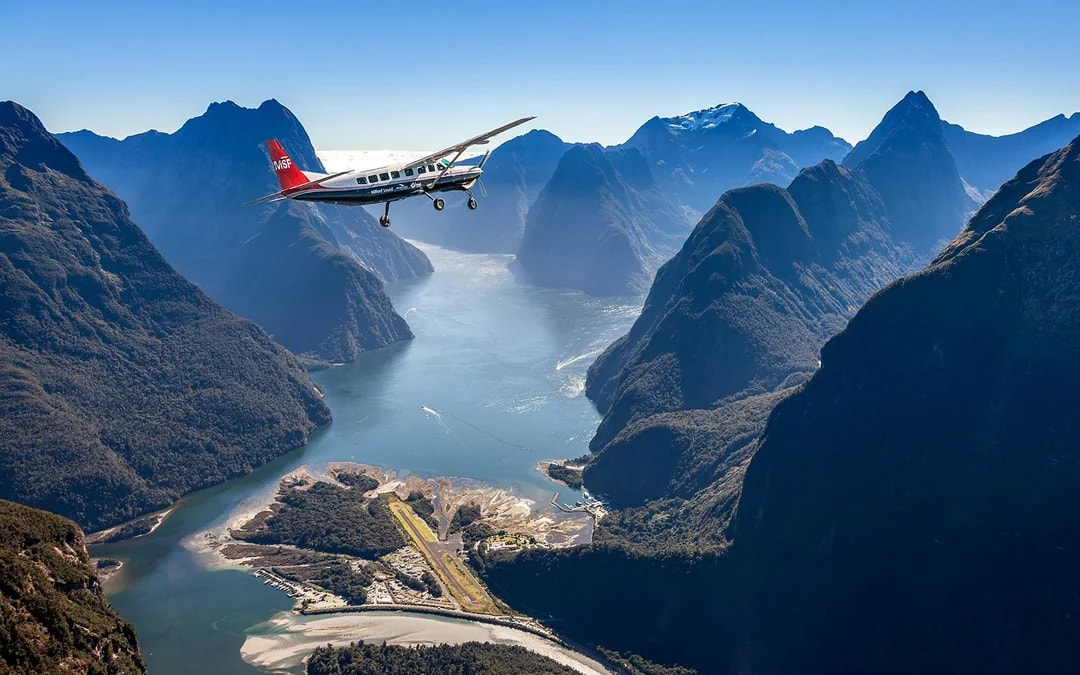 From Queenstown: Milford Sound Scenic Flyover & Cruise Image 8