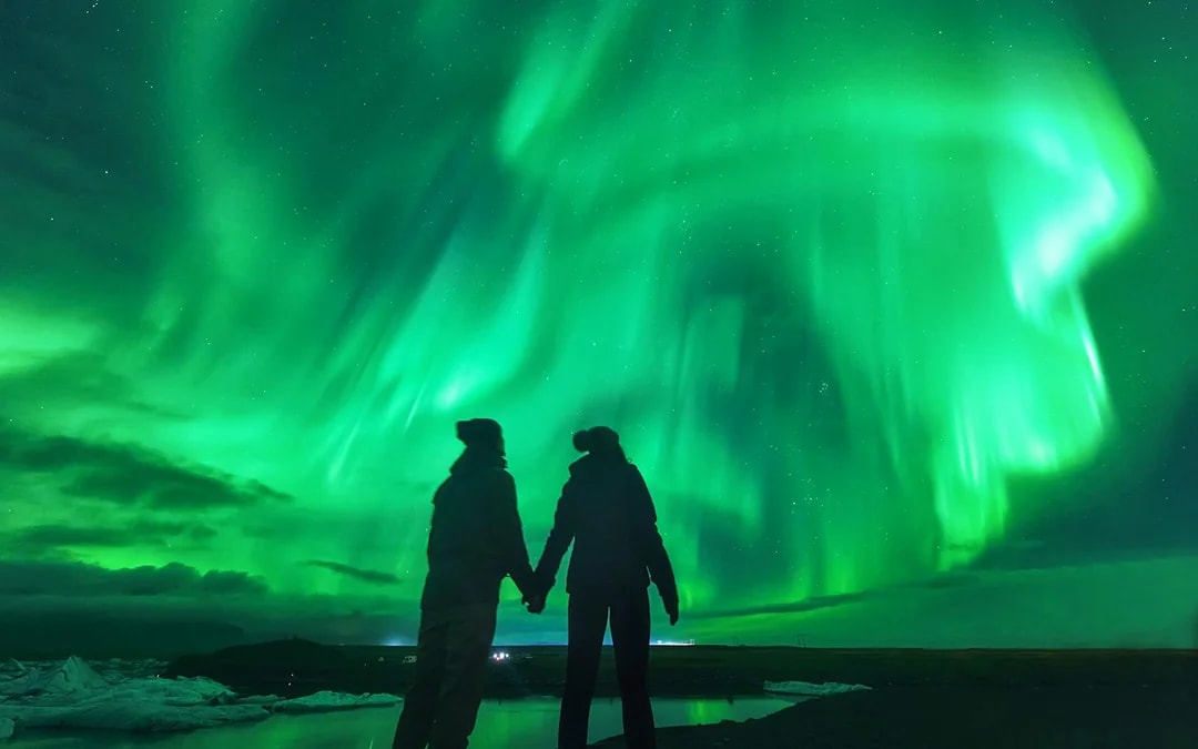 Reykjavik: Northern Lights Chase Tours  Image 6