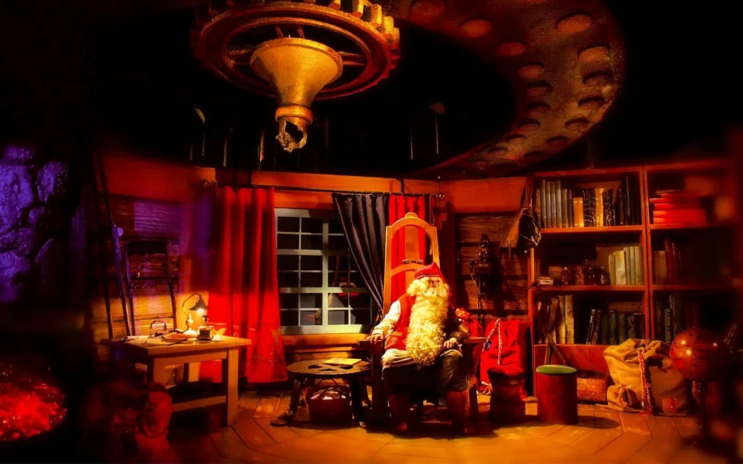 From Rovaniemi: Santa Claus Village Guided Tour Image 7