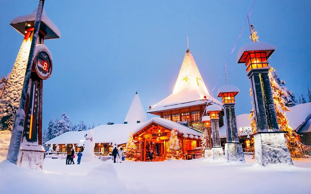 From Rovaniemi: Santa Claus Village Guided Tour Image 1