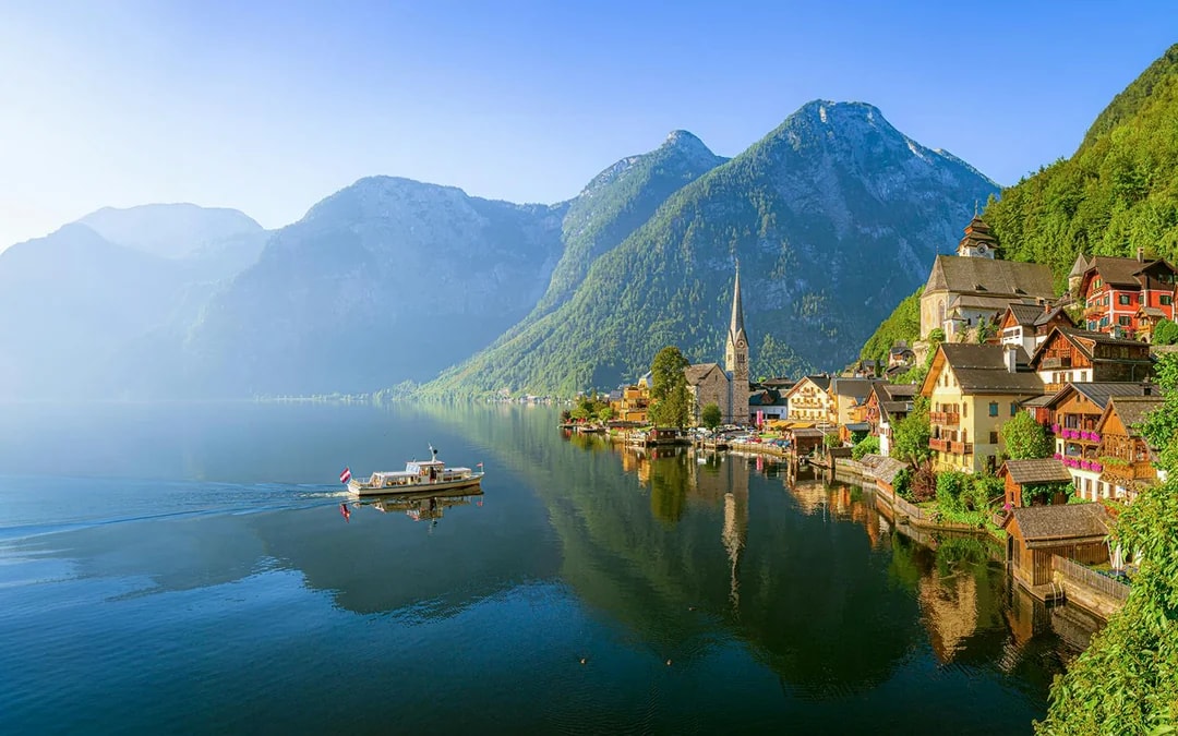From Salzburg: Guided Half-Day Trip to Hallstatt by Bus Image 1