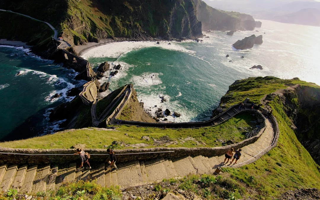 From San Sebastian: Gaztelugatxe & Guernica Tour Image 9