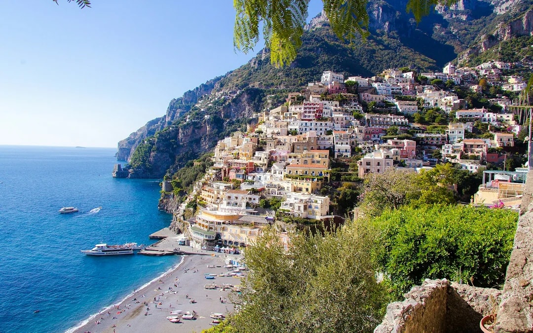 From Sorrento: Amalfi Coast Small-Group Minivan Tour to Positano, Amalfi and Ravello Image 3