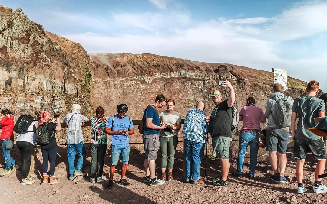 From Sorrento: Pompeii & Mount Vesuvius Small-Group Day Trip Image 7