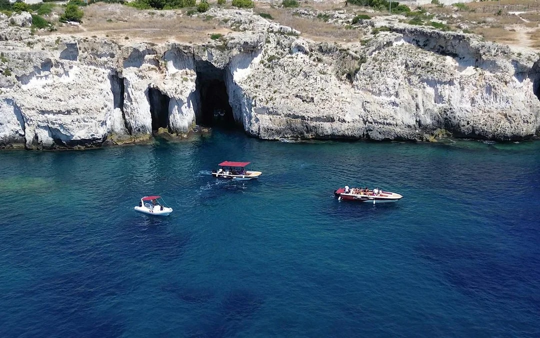 From Syracuse: Ortigia Island Boat Tour with Grotto Visit Image 5