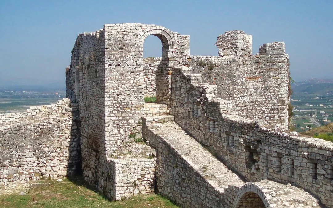From Tirana: Berat City & Belshi Lake Day Trip with Wine Tasting Image 9