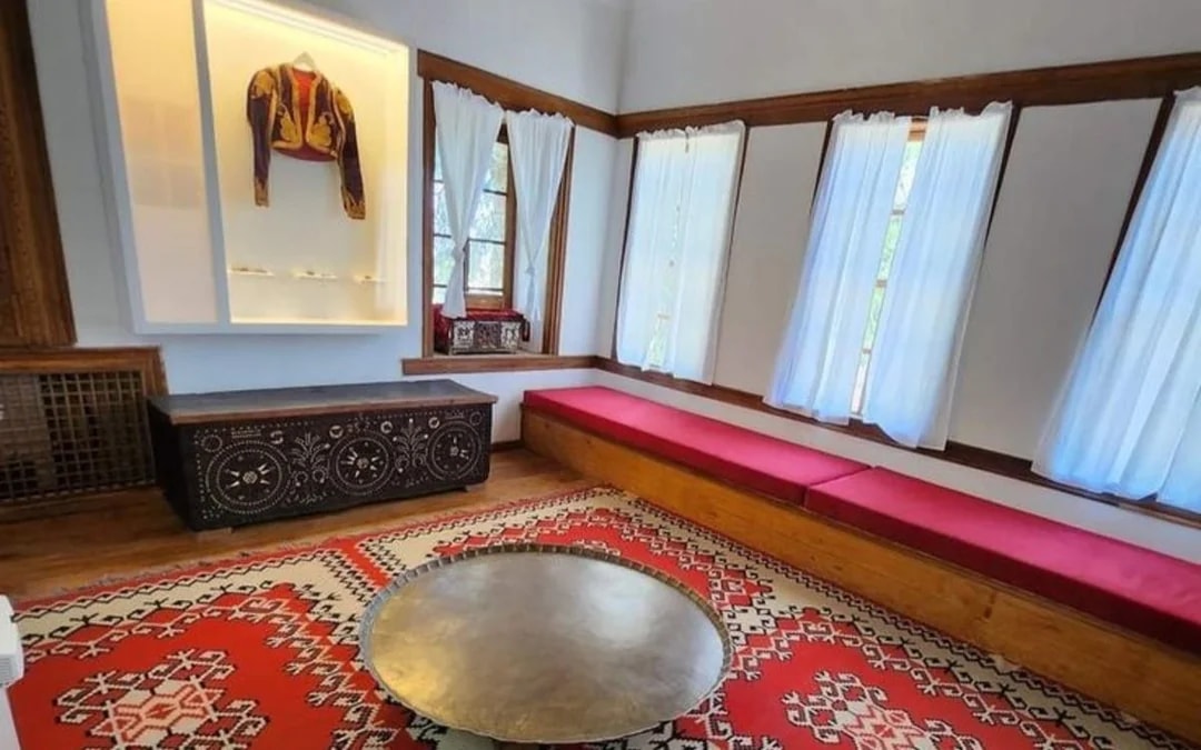 From Tirana: Gjirokastra UNESCO World Heritage City Guided Day Trip with Hotel Pickup Image 9