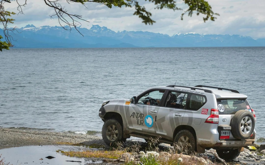 From Ushuaia: Lakes Off-Road 4x4 Tour with Forest Refuge Lunch Image 12
