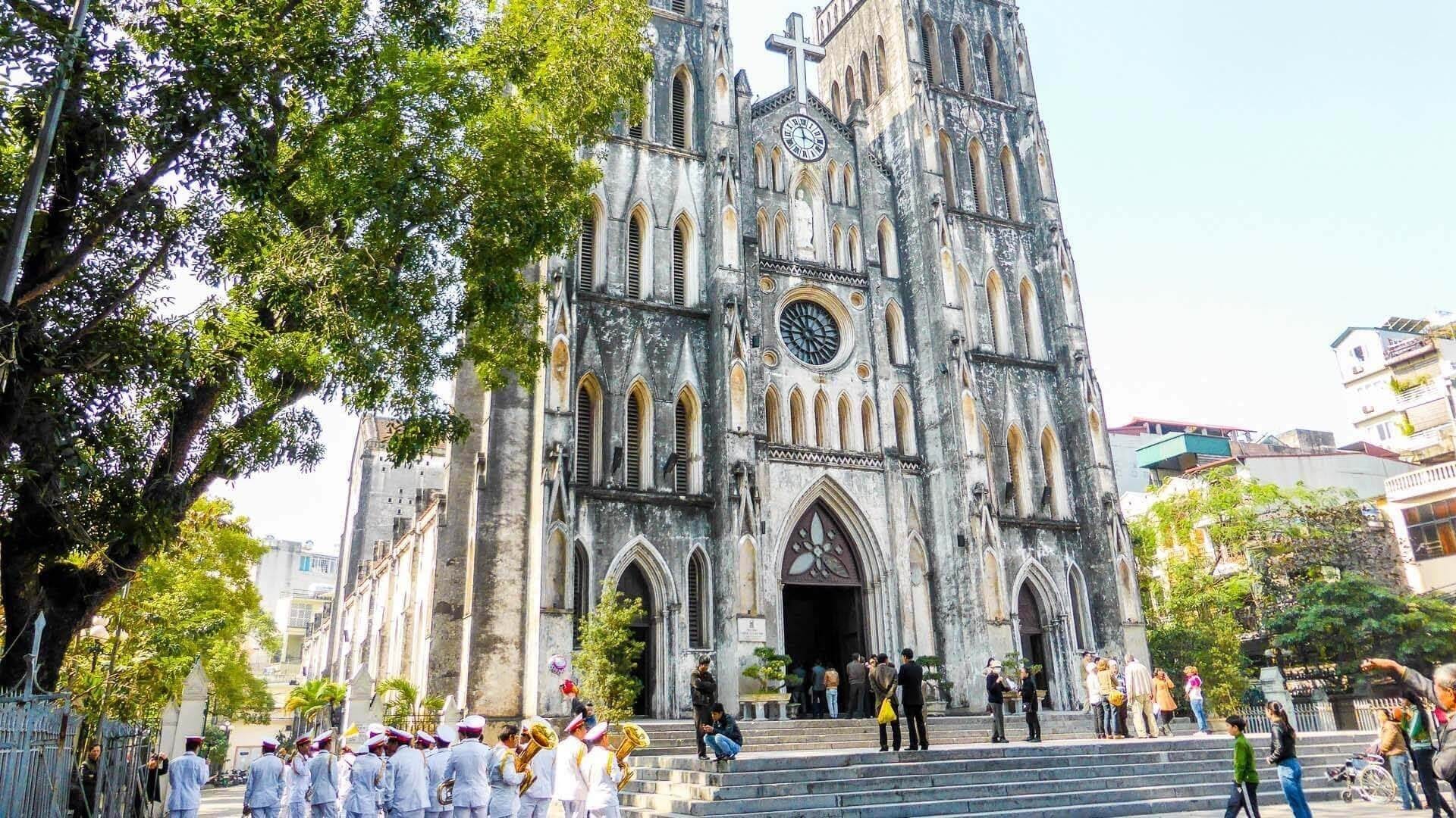 Hanoi: Full-Day City Tour and Water Puppet Show